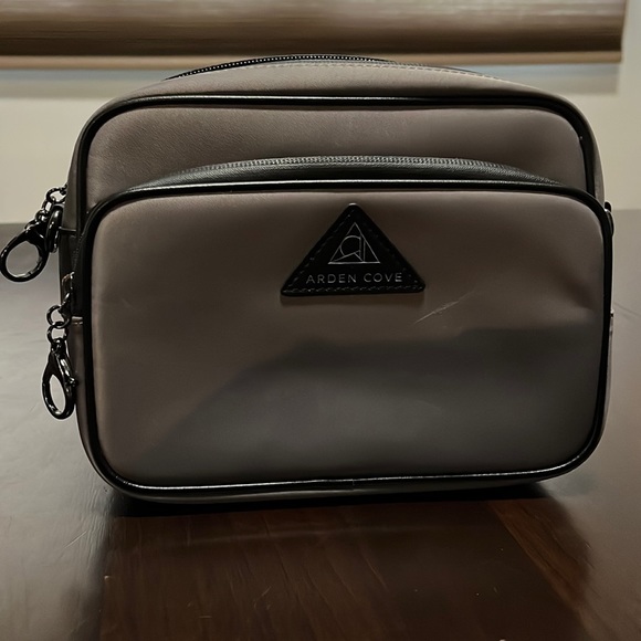 Arden Cove Anti Theft Purse/Clutch - Picture 1 of 9